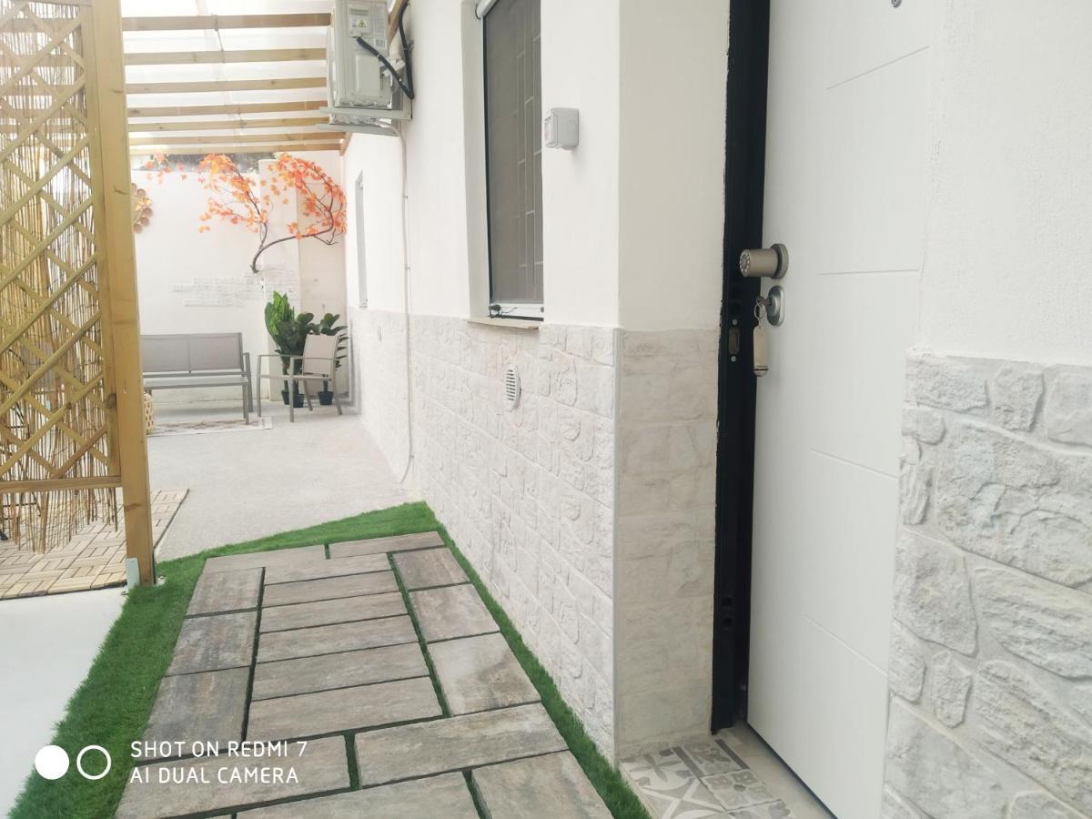 Aurisa Apartment Bari Eksteriør bilde