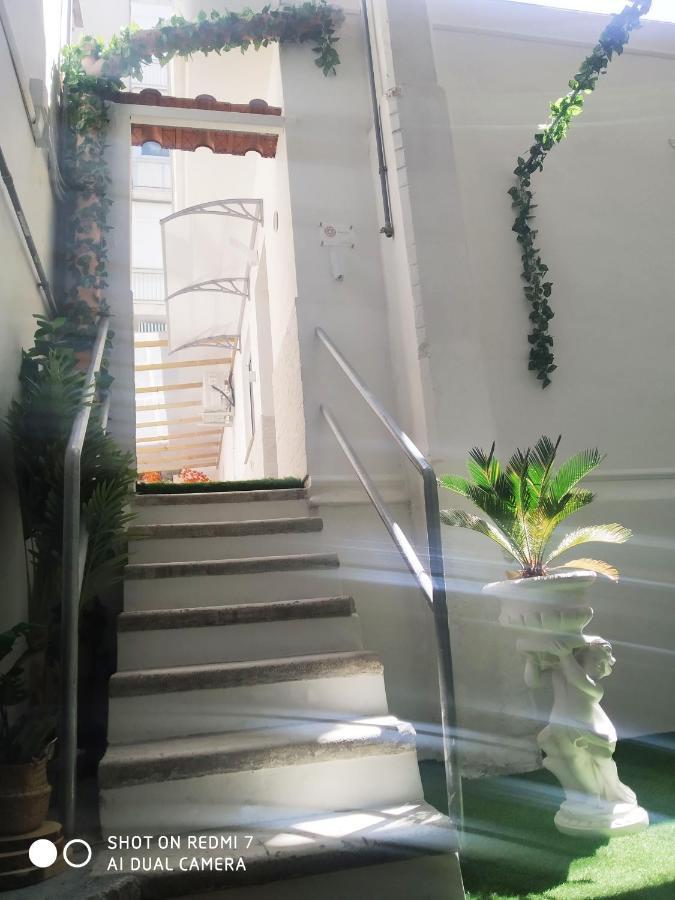 Aurisa Apartment Bari Eksteriør bilde