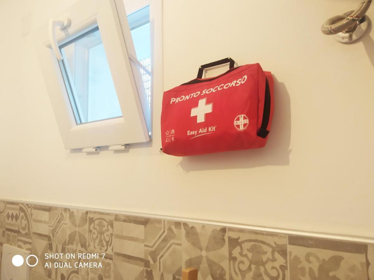 Aurisa Apartment Bari Eksteriør bilde