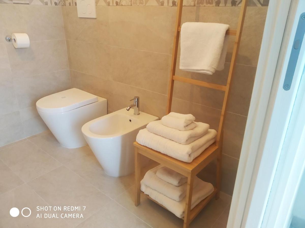 Aurisa Apartment Bari Eksteriør bilde